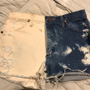 High waisted vintage shorts from Wrangler